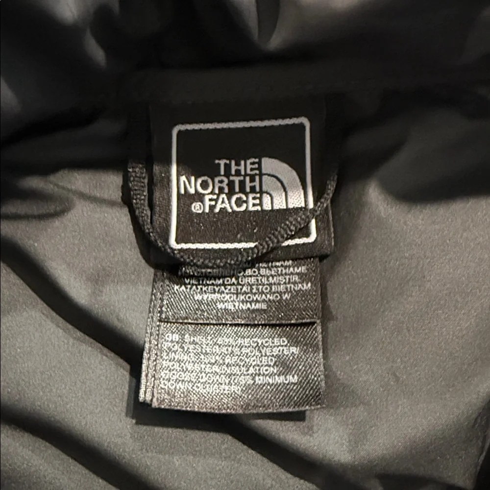 The North Face Puffer Vest- Men’s Small - Picture 5 of 6